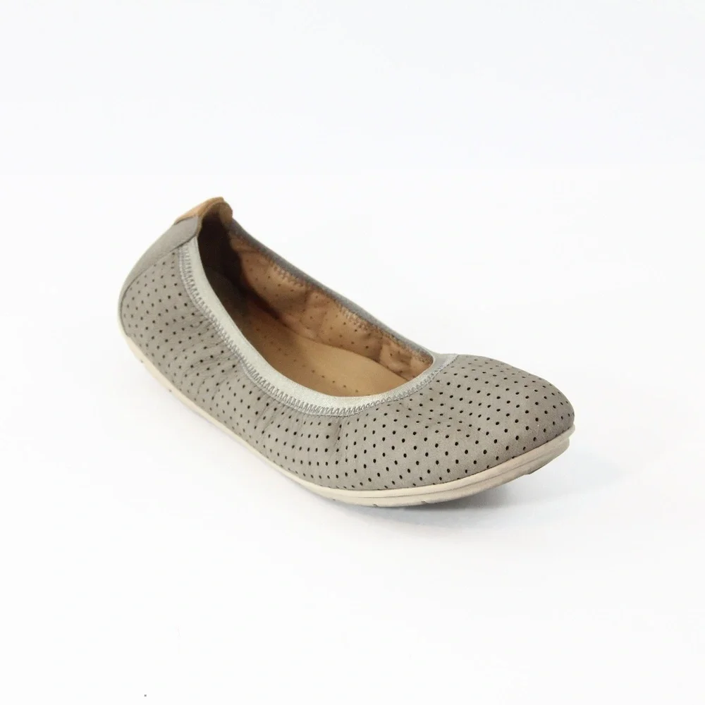 Clarks Unstructured Ballet Flats sz 6.5 Women Slip On Shoes casual work